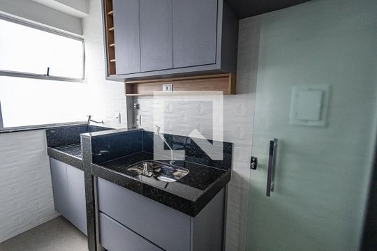 Cozinha de apartamento para alugar com 4 quartos, 70m² em Guarani, Belo Horizonte