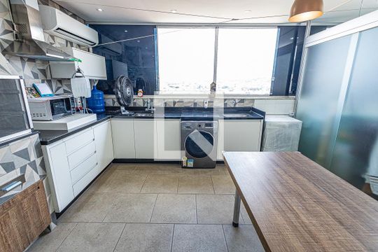 Varanda Gourmet / área de serviço / Cobertura de apartamento à venda com 3 quartos, 118m² em Candelária, Belo Horizonte