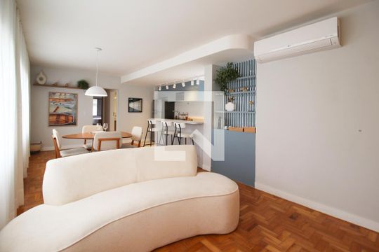 Apartamento à venda com 2 quartos, 75m² em Itaim Bibi, São Paulo
