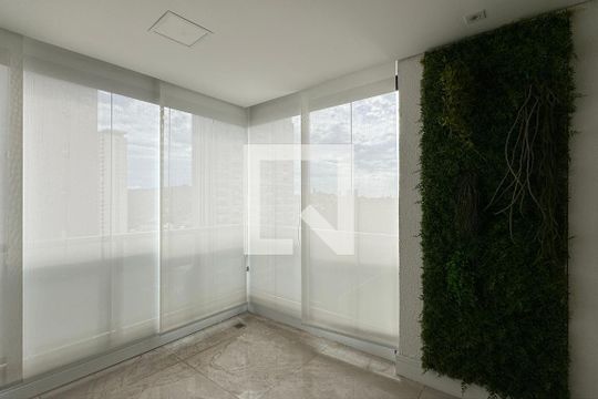 Varanda gourmet de apartamento para alugar com 2 quartos, 116m² em Empresarial 18 do Forte, Barueri