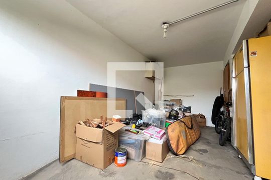 Garagem de casa à venda com 5 quartos, 230m² em Planalto Paulista, São Paulo