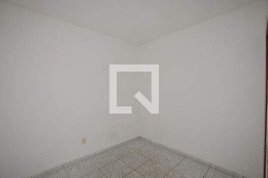 Sala Quarto de kitnet/studio para alugar com 1 quarto, 12m² em Vila Valqueire, Rio de Janeiro