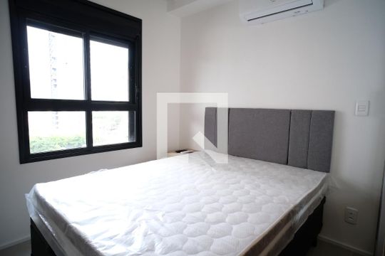 Quarto de apartamento para alugar com 1 quarto, 30m² em Pinheiros, São Paulo
