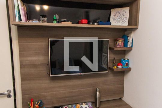 Suíte 2   de casa à venda com 3 quartos, 204m² em Jardim Leonor Mendes de Barros, São Paulo