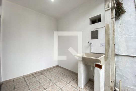 Área de Serviço de casa para alugar com 1 quarto, 80m² em Parque Vitória, São Paulo