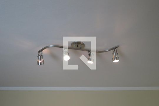 Sala - Luminária de casa à venda com 5 quartos, 180m² em Chacara Nossa Senhora Aparecida, São Paulo