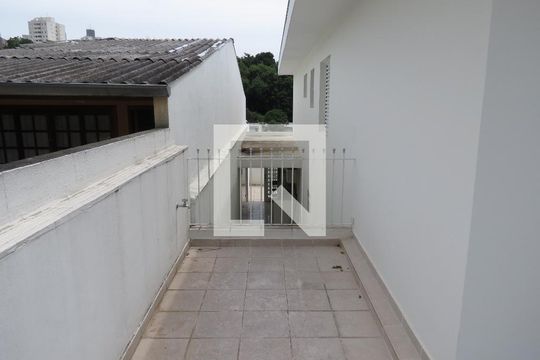 Varanda de casa à venda com 5 quartos, 180m² em Chacara Nossa Senhora Aparecida, São Paulo