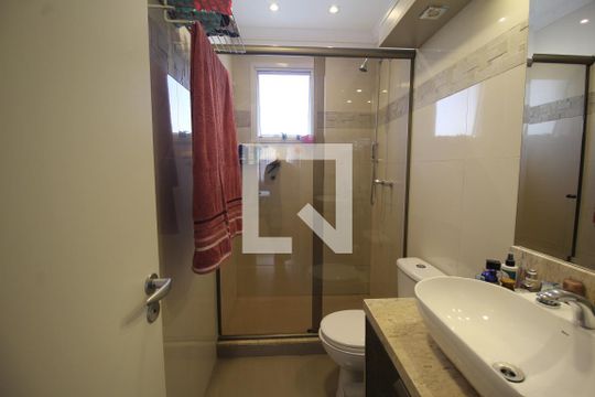 Banheiro da Suíte  de apartamento para alugar com 3 quartos, 160m² em Estância Velha, Canoas