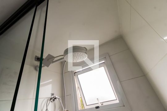 Banheiro da Suíte - chuveiro de apartamento à venda com 1 quarto, 25m² em Paraíso do Morumbi, São Paulo