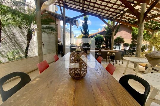 Varanda gourmet de casa para alugar com 7 quartos, 500m² em Santa Lúcia, Belo Horizonte