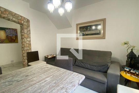 Sala 2 de casa para alugar com 7 quartos, 500m² em Santa Lúcia, Belo Horizonte