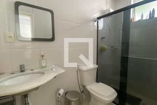 Quarto Suíte 2 de casa para alugar com 7 quartos, 500m² em Santa Lúcia, Belo Horizonte