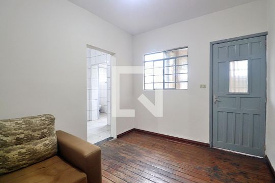 Sala de casa para alugar com 2 quartos, 150m² em Vila Camilópolis, Santo André