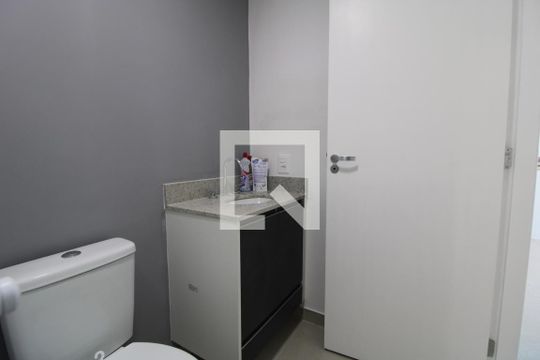 Banheiro comum de apartamento à venda com 2 quartos, 59m² em Socorro, São Paulo