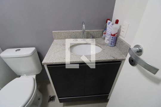Pia banheiro comum de apartamento à venda com 2 quartos, 59m² em Socorro, São Paulo