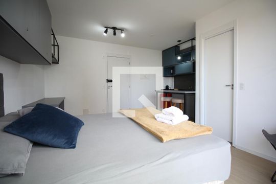 Quarto/Sala de kitnet/studio à venda com 1 quarto, 26m² em Jardim Panorama, São Paulo