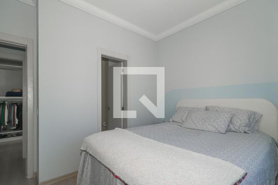 Suíte de apartamento para alugar com 3 quartos, 74m² em Sarandi, Porto Alegre