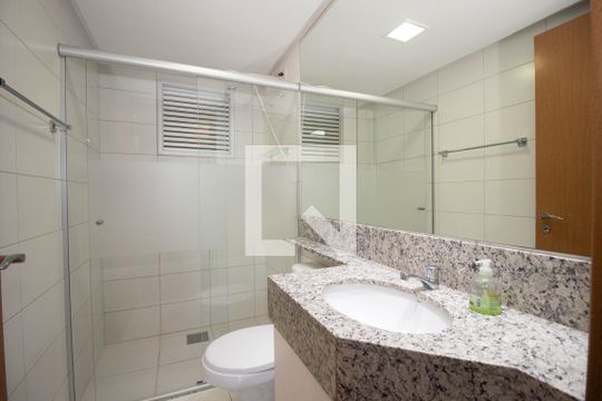 Banheiro Social de apartamento para alugar com 2 quartos, 88m² em Samambaia Sul (samambaia), Brasília