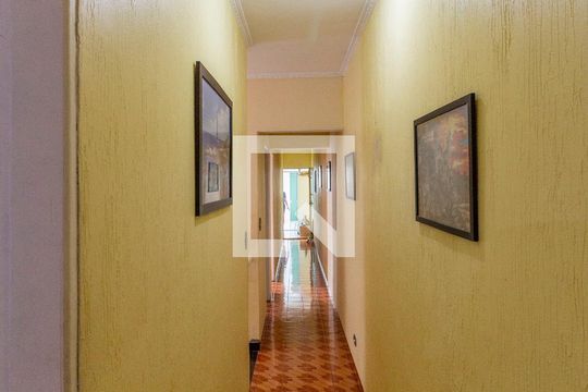 Corredor de casa à venda com 5 quartos, 175m² em Jardim Ponte Rasa, São Paulo
