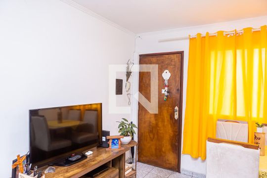 Apartamento à venda com 2 quartos, 40m² em Vila Sílvia, São Paulo