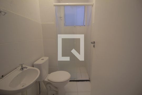 Banheiro de apartamento para alugar com 2 quartos, 42m² em Rio Branco, Canoas