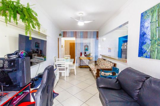 Sala de apartamento para alugar com 2 quartos, 70m² em Canto do Forte, Praia Grande