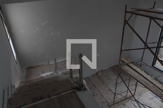 escada de casa à venda com 5 quartos, 360m² em Itapoã, Belo Horizonte
