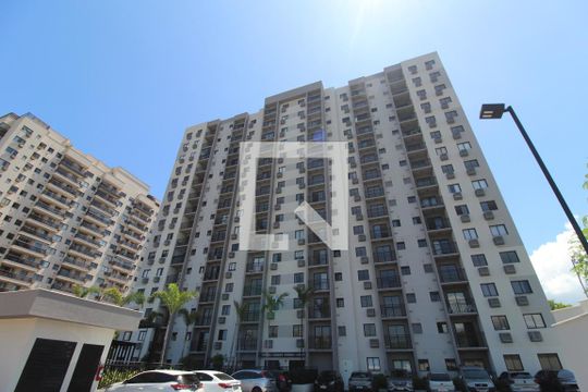 Fachada de apartamento à venda com 1 quarto, 35m² em Jacarepaguá, Rio de Janeiro