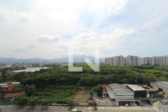 Varanda - Vista de apartamento à venda com 1 quarto, 35m² em Jacarepaguá, Rio de Janeiro