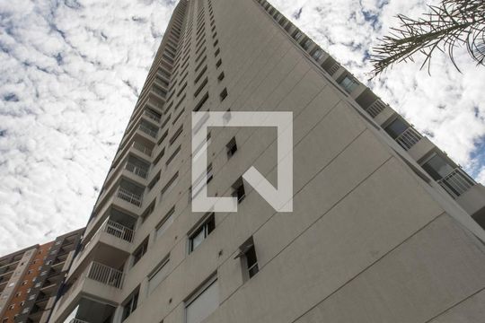 Fachada do bloco de apartamento para alugar com 1 quarto, 54m² em Alphaville Empresarial, Barueri