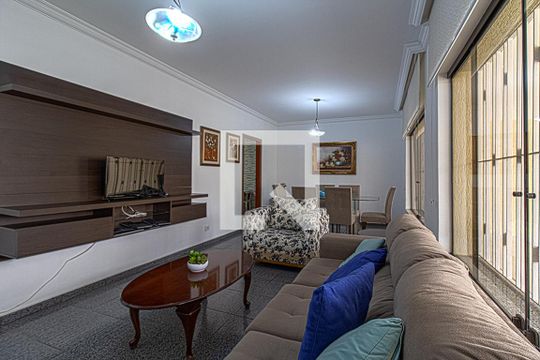 Sala de casa à venda com 3 quartos, 220m² em Bosque da Saúde, São Paulo