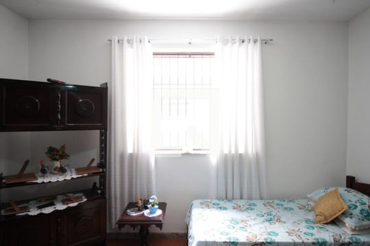 Sala de TV de casa à venda com 4 quartos, 360m² em São João Batista (venda Nova), Belo Horizonte