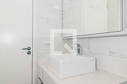 Banheiro da Suíte de apartamento à venda com 2 quartos, 63m² em Vila Guilherme, São Paulo