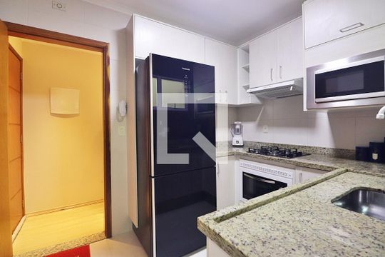 Cozinha de apartamento à venda com 3 quartos, 150m² em Utinga, Santo André