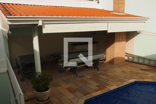 Área externa  de casa à venda com 5 quartos, 300m² em Jardim Paulista I, Jundiaí