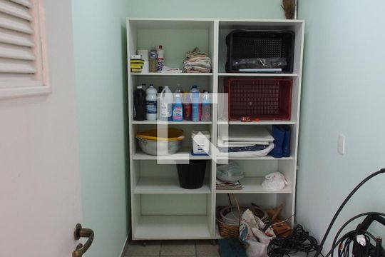 Lavanderia de casa à venda com 5 quartos, 300m² em Jardim Paulista I, Jundiaí
