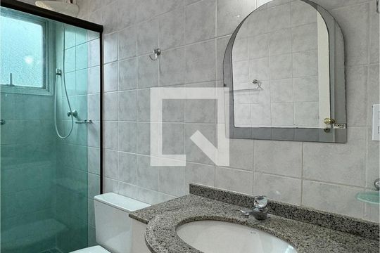 Banheiro da Suíte 1 de apartamento à venda com 3 quartos, 79m² em Alphaville, Santana de Parnaíba