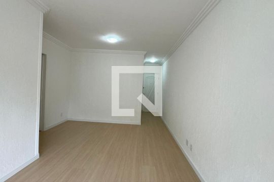 Sala de apartamento à venda com 3 quartos, 79m² em Alphaville, Santana de Parnaíba