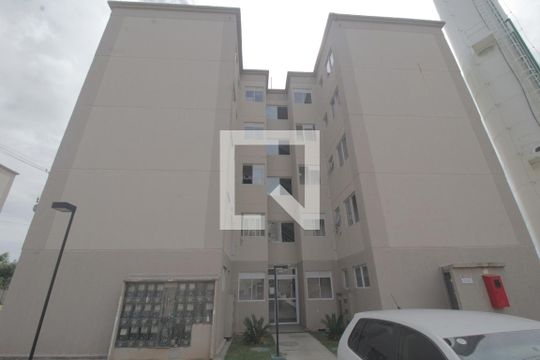 Fachada do bloco de apartamento à venda com 2 quartos, 49m² em Rio Branco, Canoas