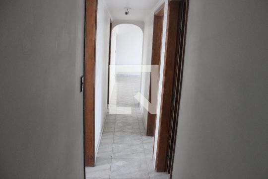 Corredor de apartamento para alugar com 2 quartos, 90m² em Centro, São Vicente