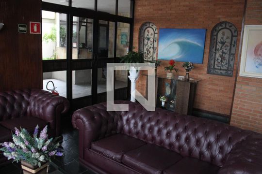 Hall social de apartamento para alugar com 2 quartos, 90m² em Centro, São Vicente