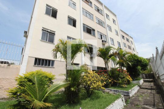 Fachada de apartamento à venda com 3 quartos, 60m² em Todos Os Santos, Rio de Janeiro