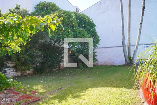 Quintal de casa à venda com 3 quartos, 240m² em Rio dos Sinos, São Leopoldo
