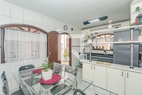 Cozinha de casa à venda com 3 quartos, 128m² em Jardim Patente, São Paulo