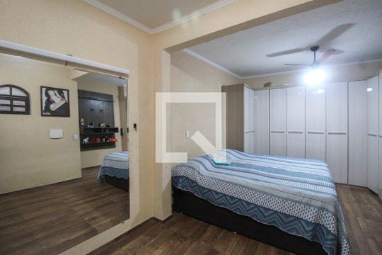Quarto 1 de casa à venda com 3 quartos, 250m² em Vila Antonieta, São Paulo
