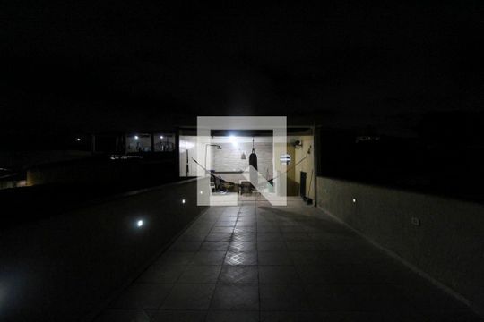 Área comum de casa à venda com 3 quartos, 250m² em Vila Antonieta, São Paulo