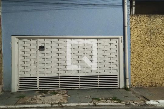 Fachada de casa à venda com 3 quartos, 250m² em Vila Antonieta, São Paulo