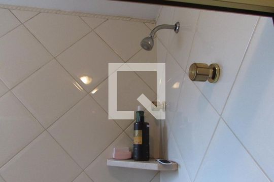 Banheiro de casa à venda com 4 quartos, 630m² em Rolinópolis, São Paulo