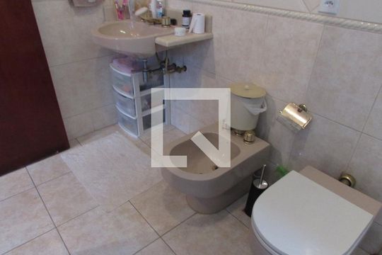 Banheiro de casa à venda com 4 quartos, 630m² em Rolinópolis, São Paulo