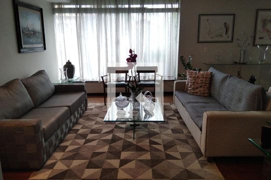 Sala de casa à venda com 4 quartos, 630m² em Rolinópolis, São Paulo
